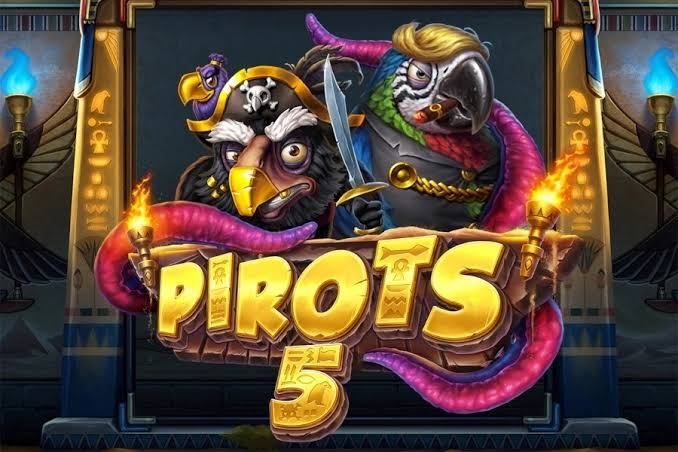 Pirots 5 The Rift of Eternity: il Chrono Bird blu Master of Time attraversa un portale temporale mentre cristalli zaffiro e teschi Bonus Skull orbitano attorno al Reality Core
